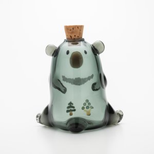 画像3: 涌井梓「ガラス瓶：ツキノワグマ」