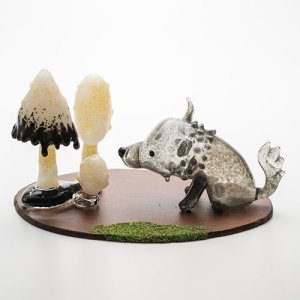 画像1: 清藤智子「オオカミの仔とササクレヒトヨタケ」